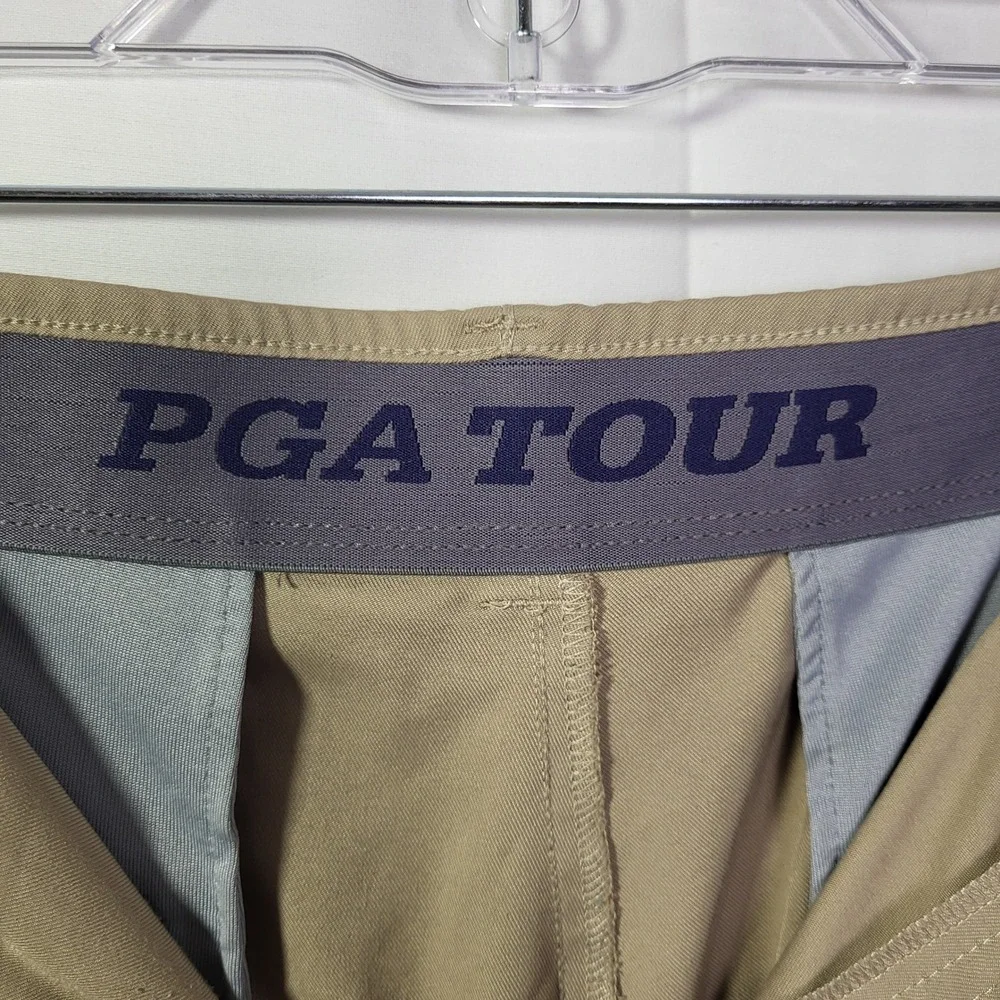 PGA Tour Mens Golf Shorts Khaki Tan Flat Front Performance Size 40 Regular‎ Fit